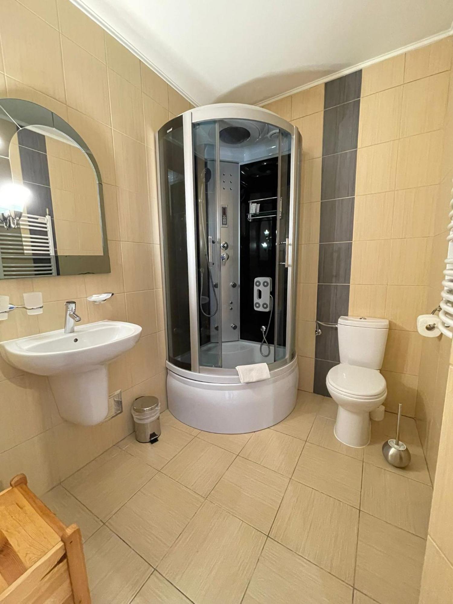 Skalny Brzeg Hotel Czarna Gora Bagian luar foto